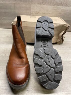 Womens Chelsea Boots in Brown Leather #33
